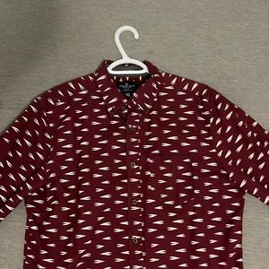 AMERICAN EAGLE men’s long sleeve button up